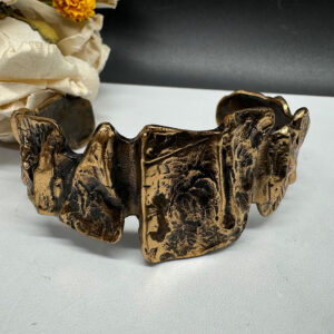 Retro Brutalist C-Formed Cuff Bracelet